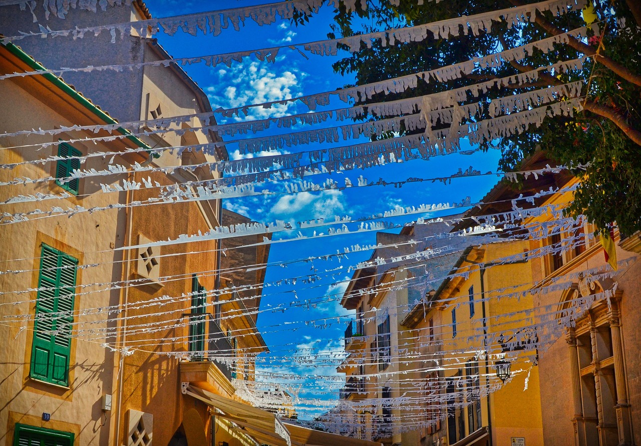 探索内心世界，房树人分析在心理分析中的应用
